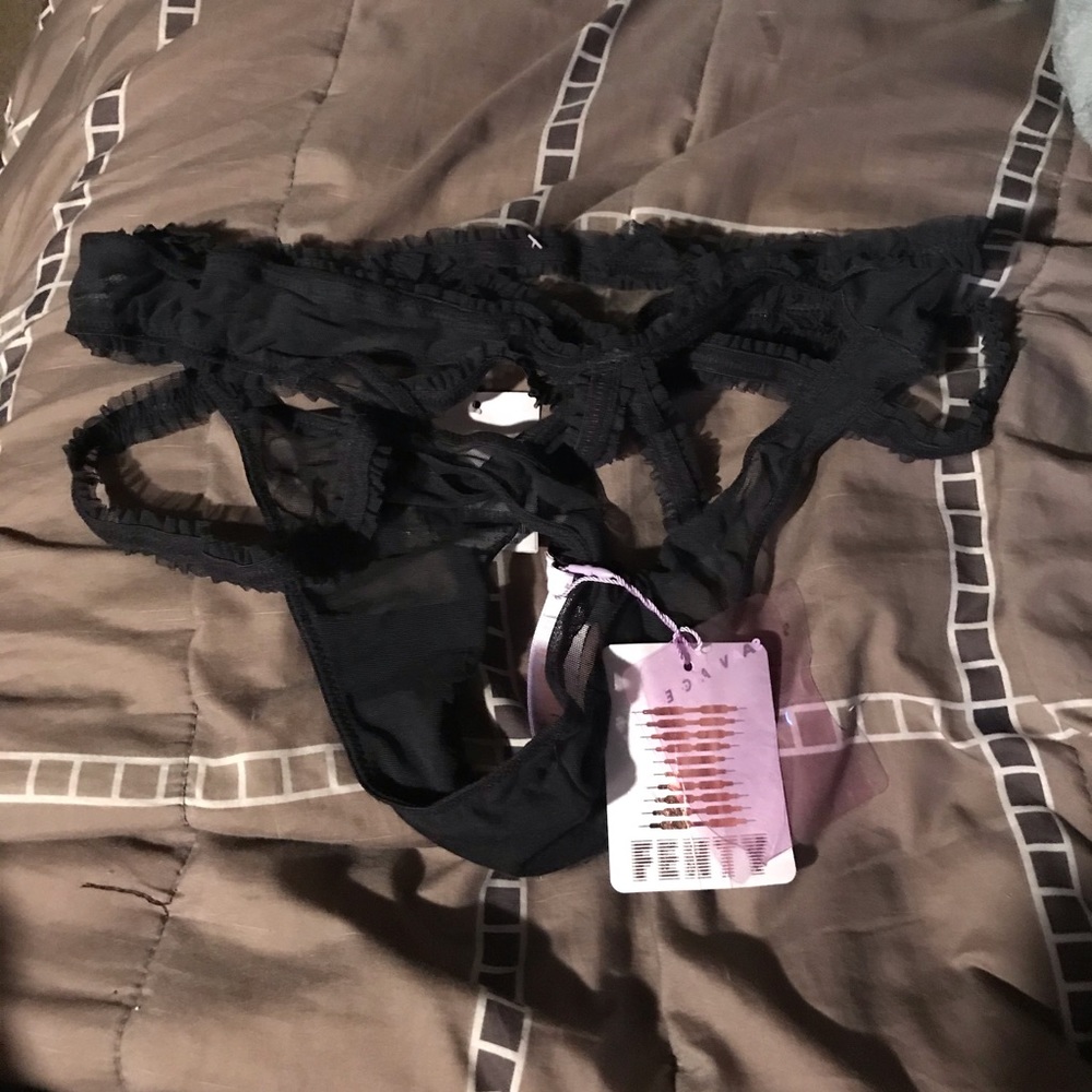 Savage Fenty Lingerie Set - Picture 3 of 3